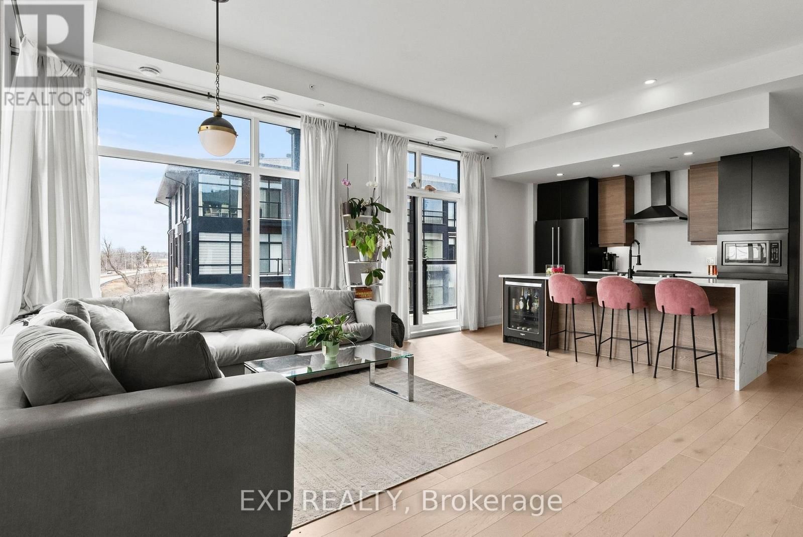 301 - 100 CORTILE PRIVATE Image 17