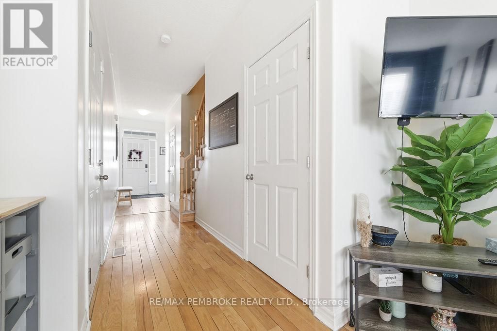 843 NEWMARKET LANE Image 7