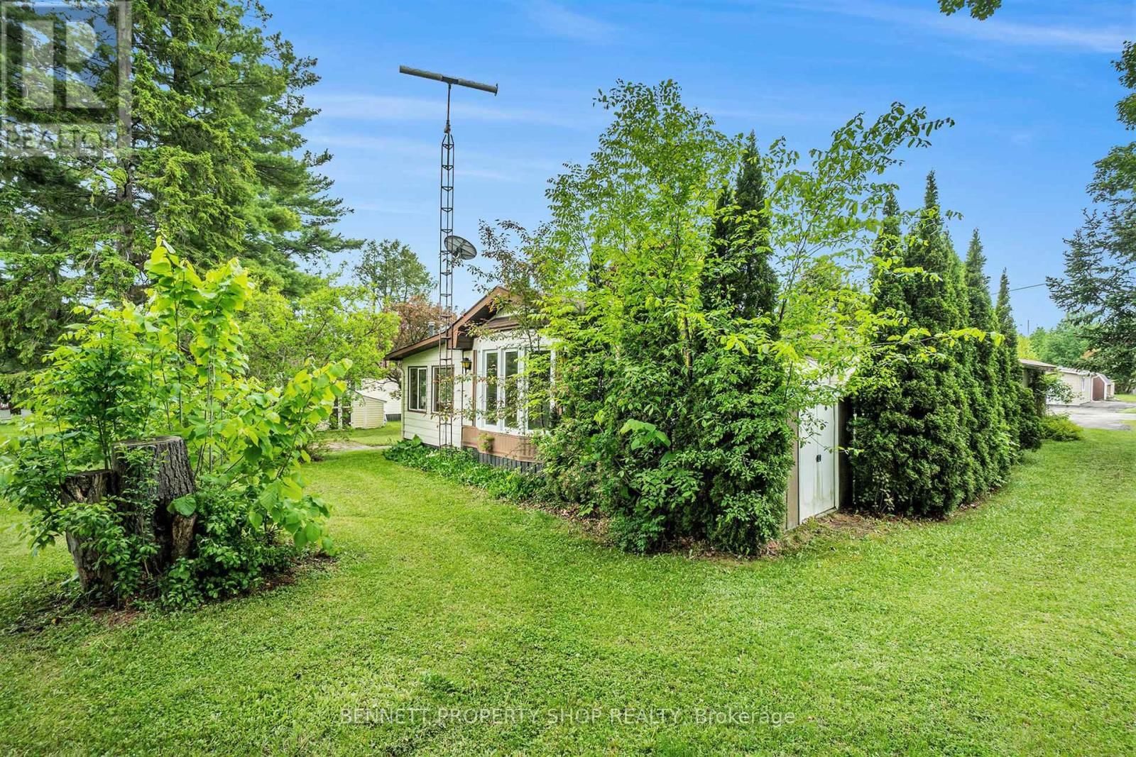 36 WOODSIDE LANE Image 16