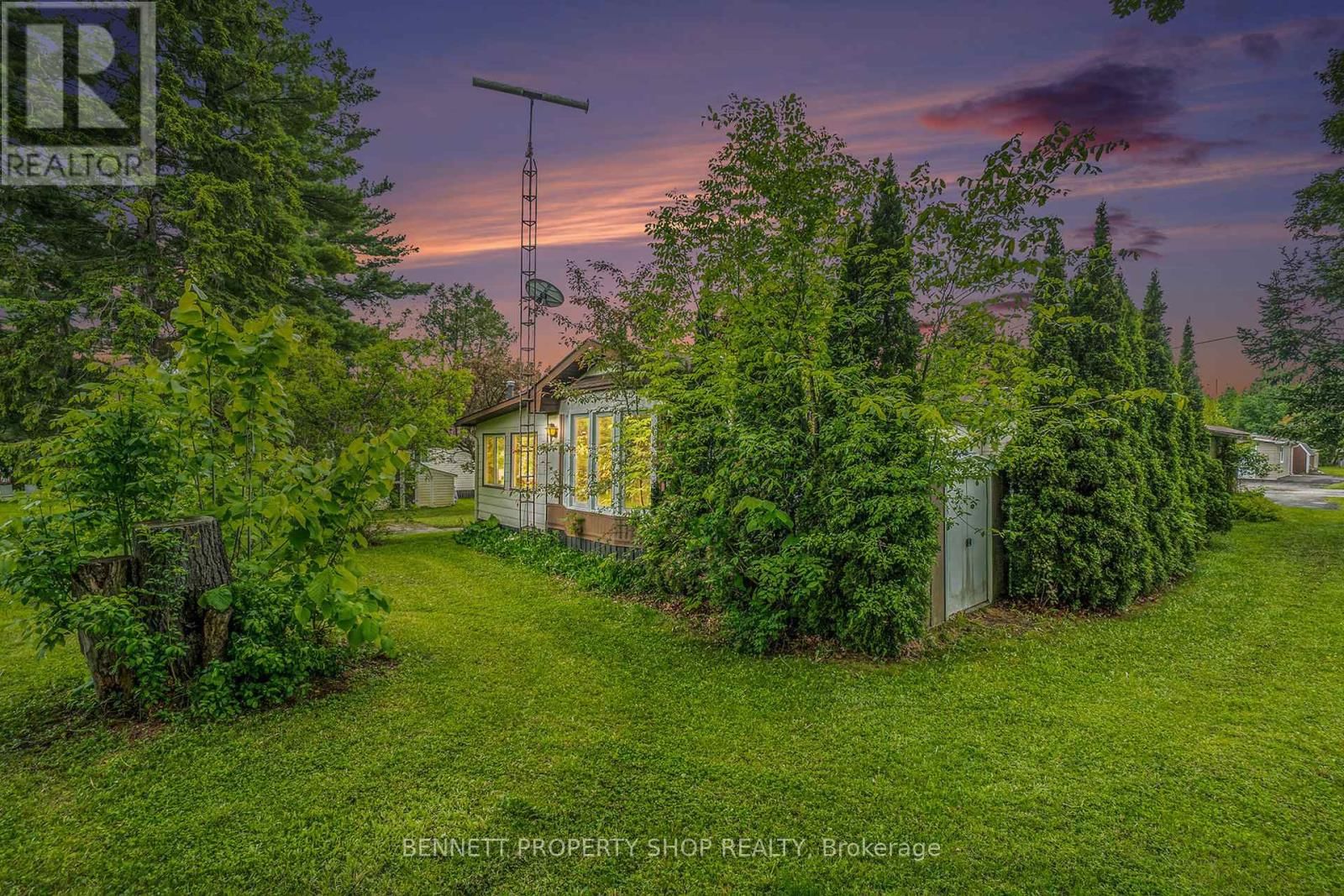 36 WOODSIDE LANE Image 24