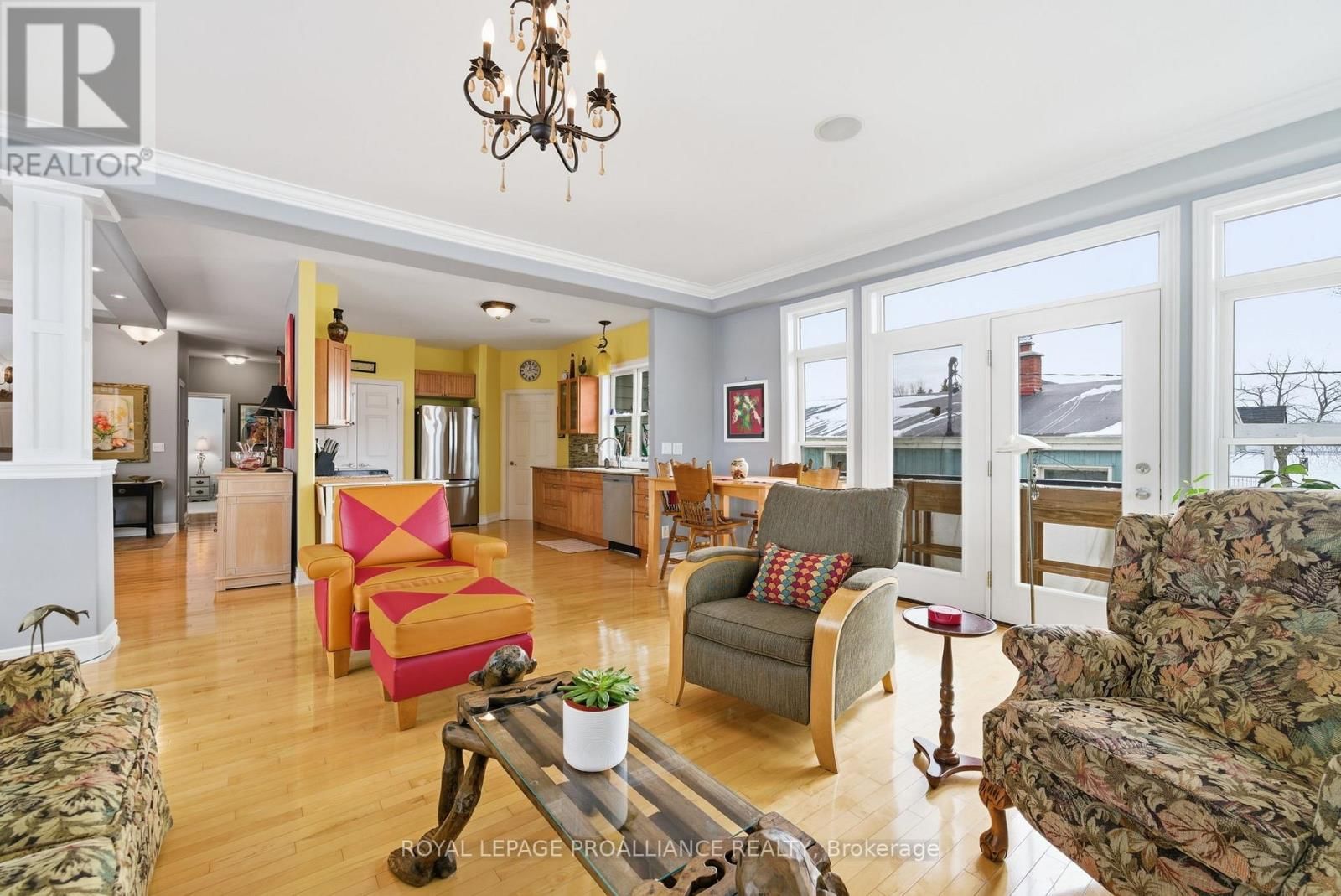 215 WATER STREET Image 11