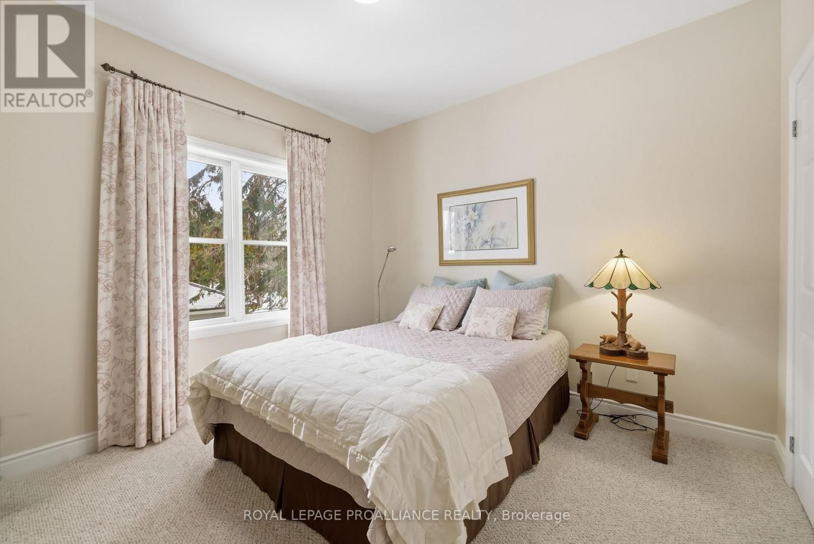 215 WATER STREET Image 18