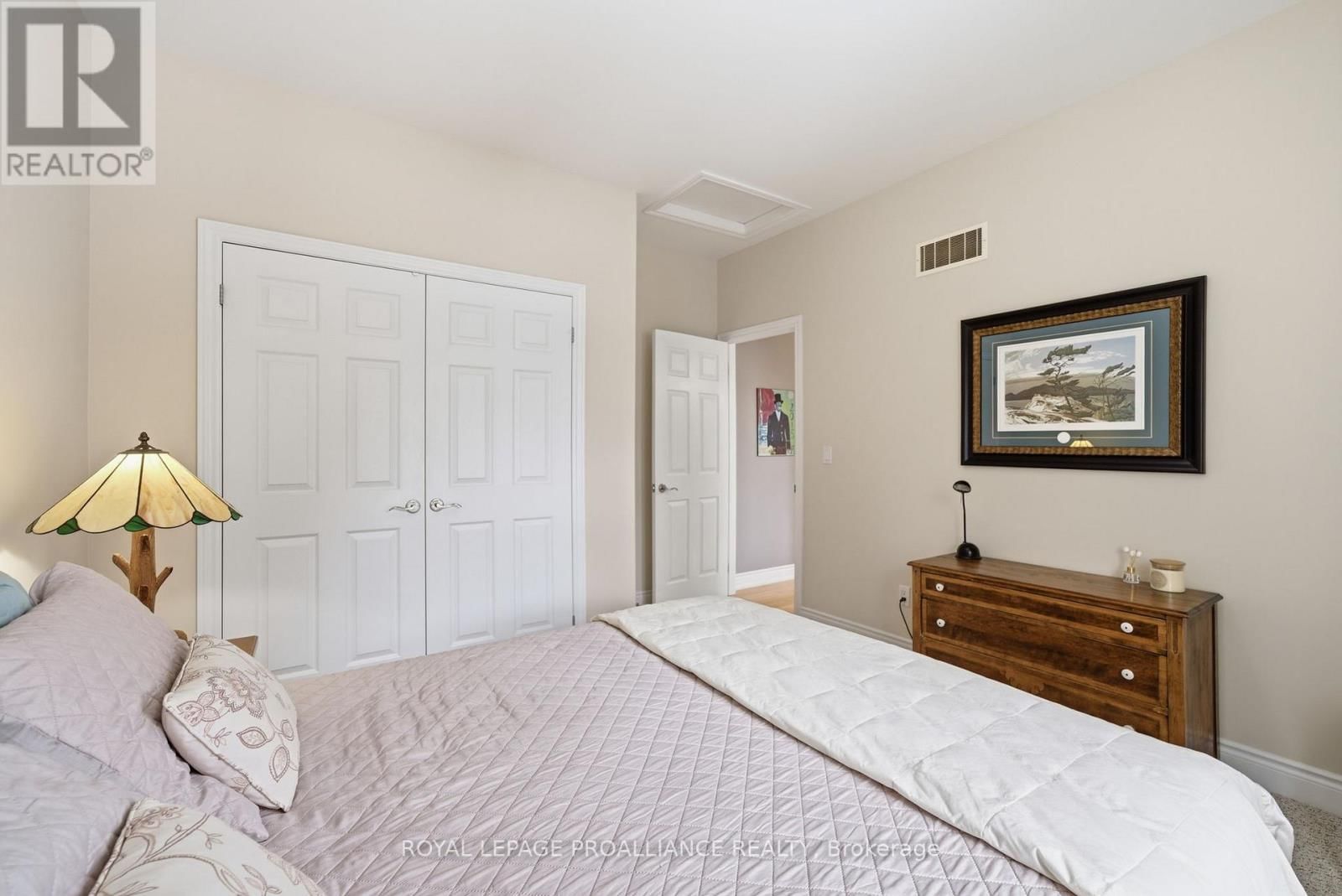 215 WATER STREET Image 19