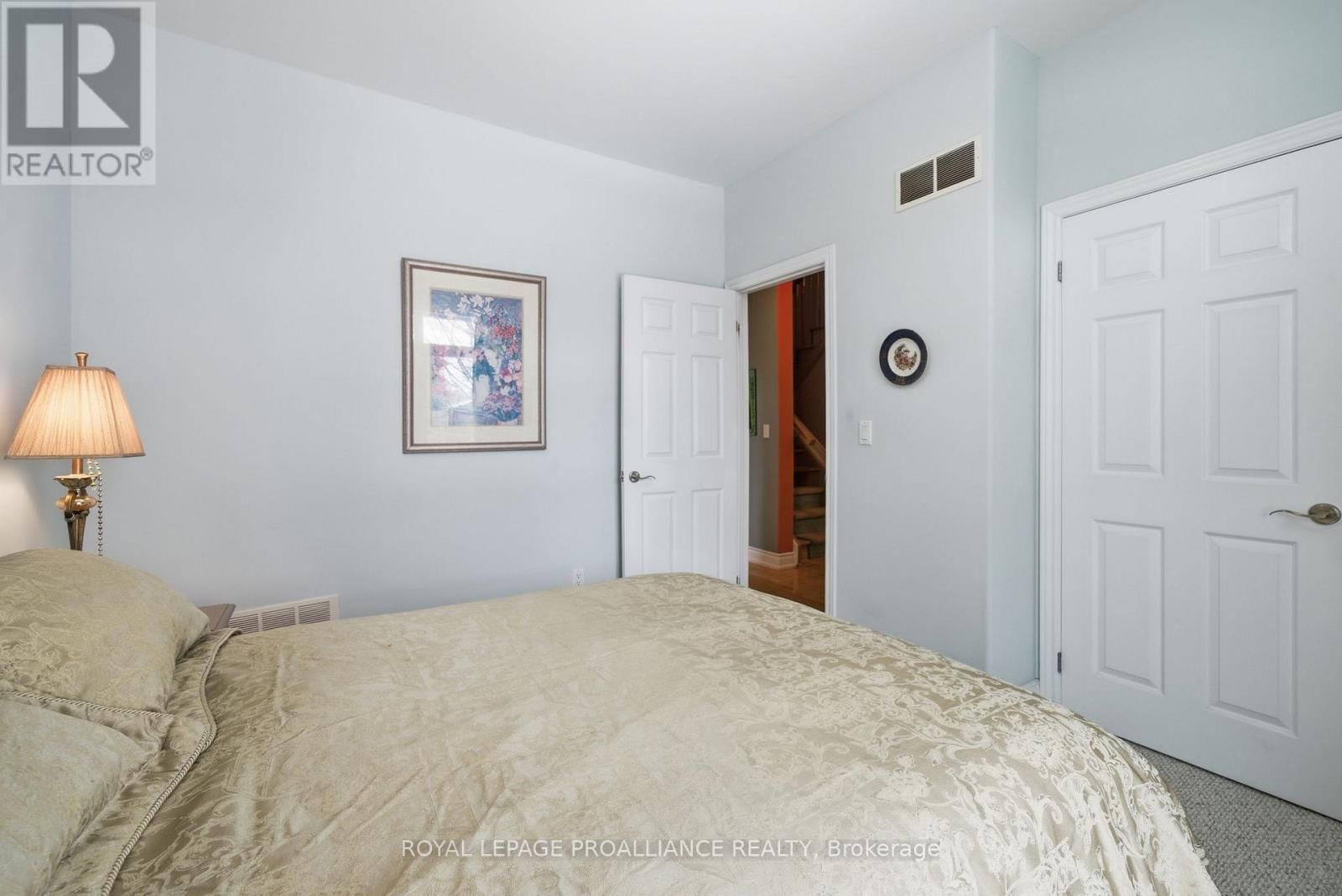 215 WATER STREET Image 21