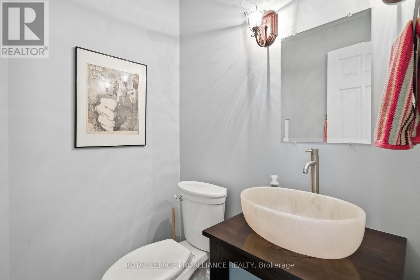 215 WATER STREET Image 25