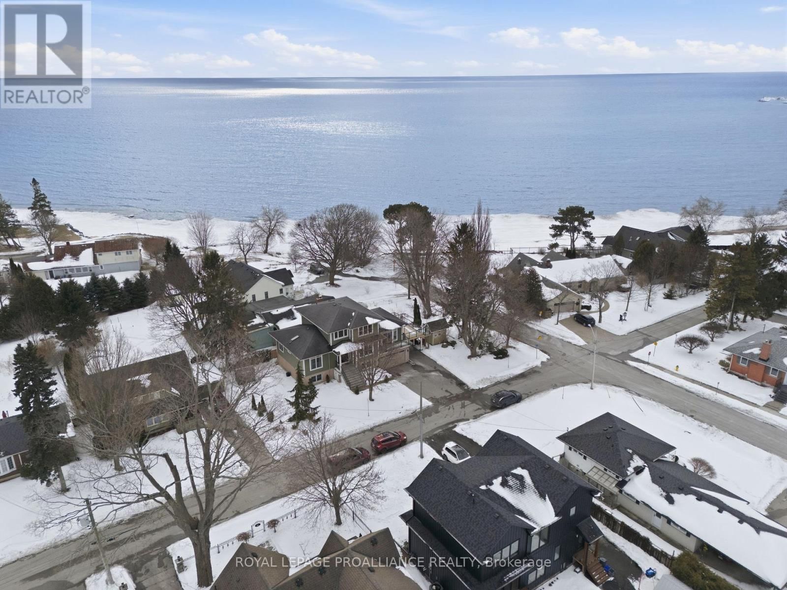 215 WATER STREET Image 45