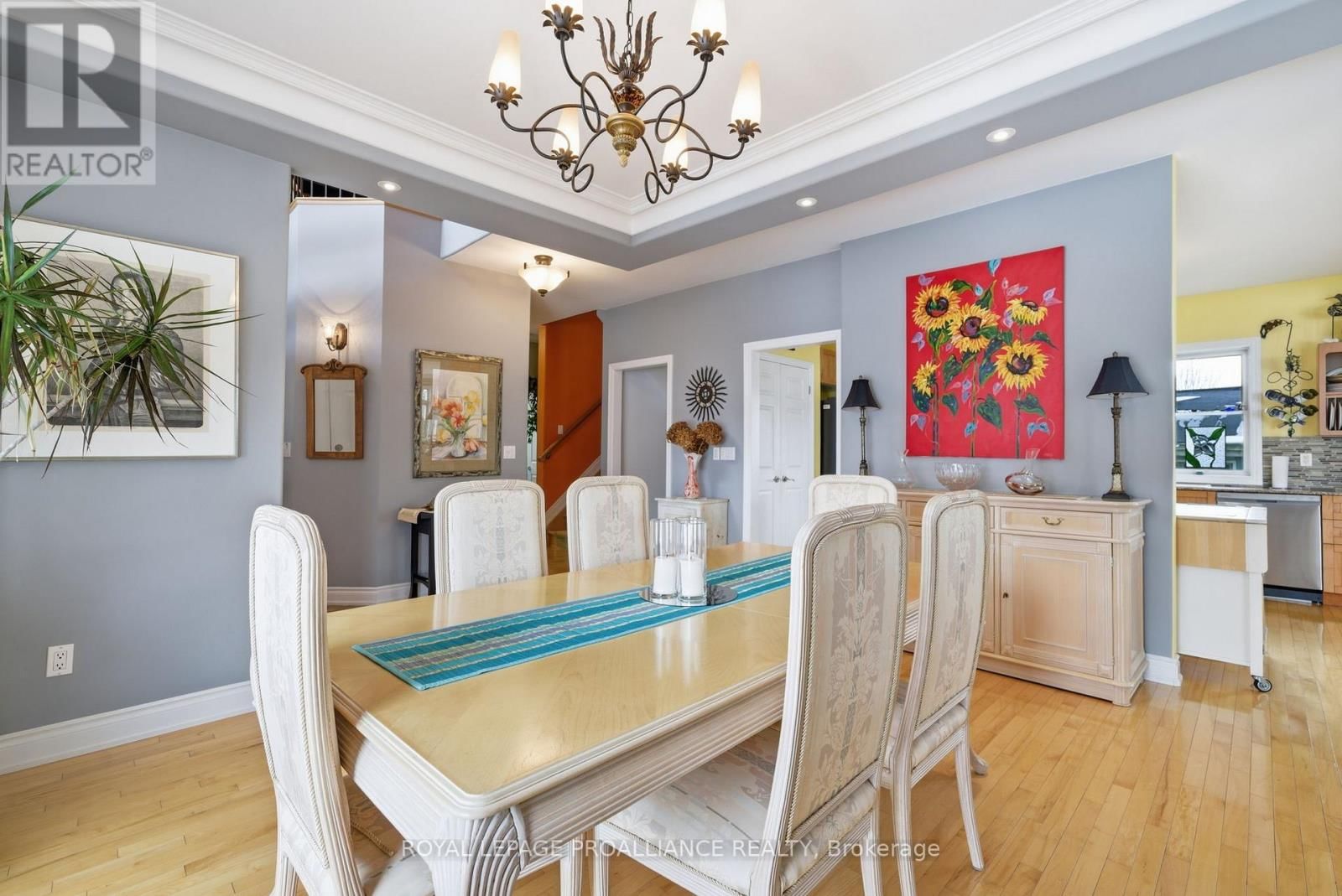 215 WATER STREET Image 7