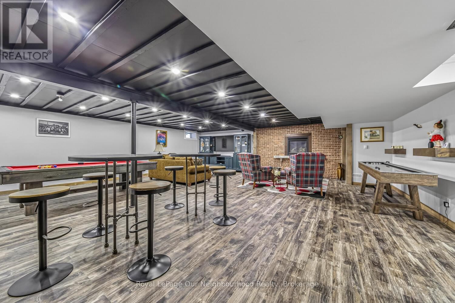 47 SONGBIRD CRESCENT Image 40