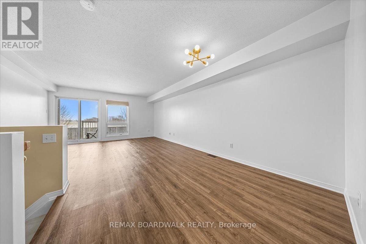 364 CROWNRIDGE DRIVE Image 15