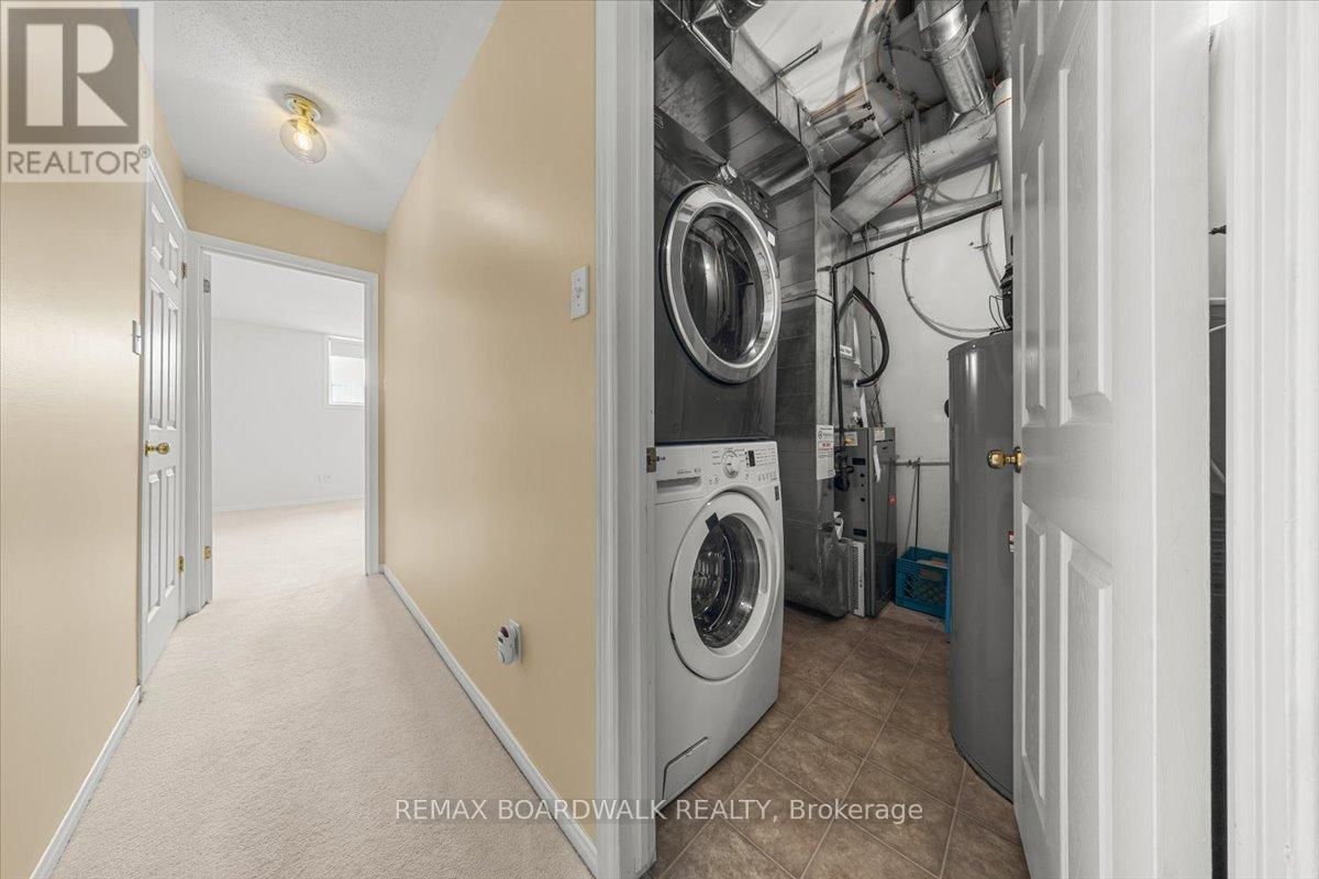 364 CROWNRIDGE DRIVE Image 25