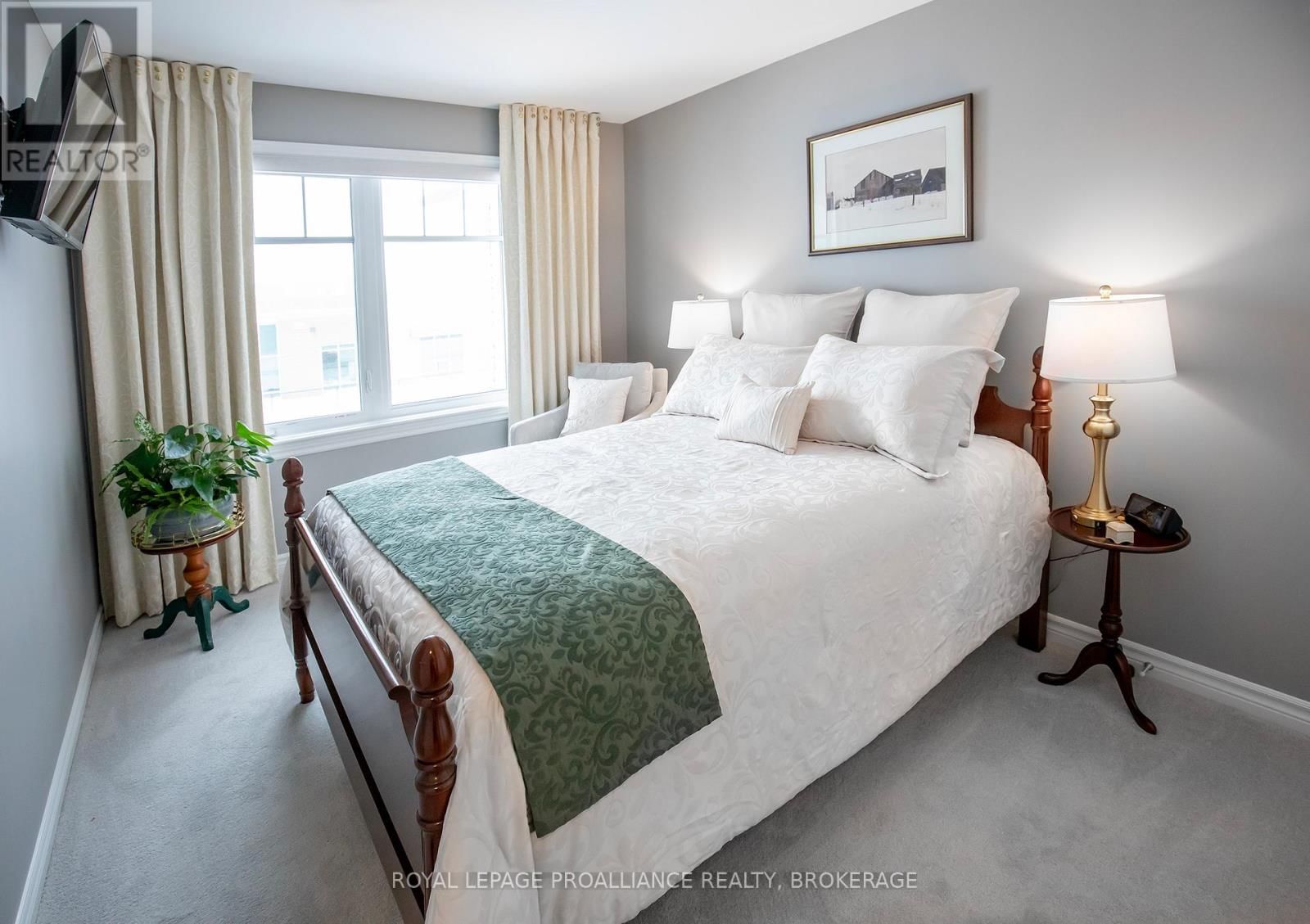 1380 DEMERS AVENUE Image 20