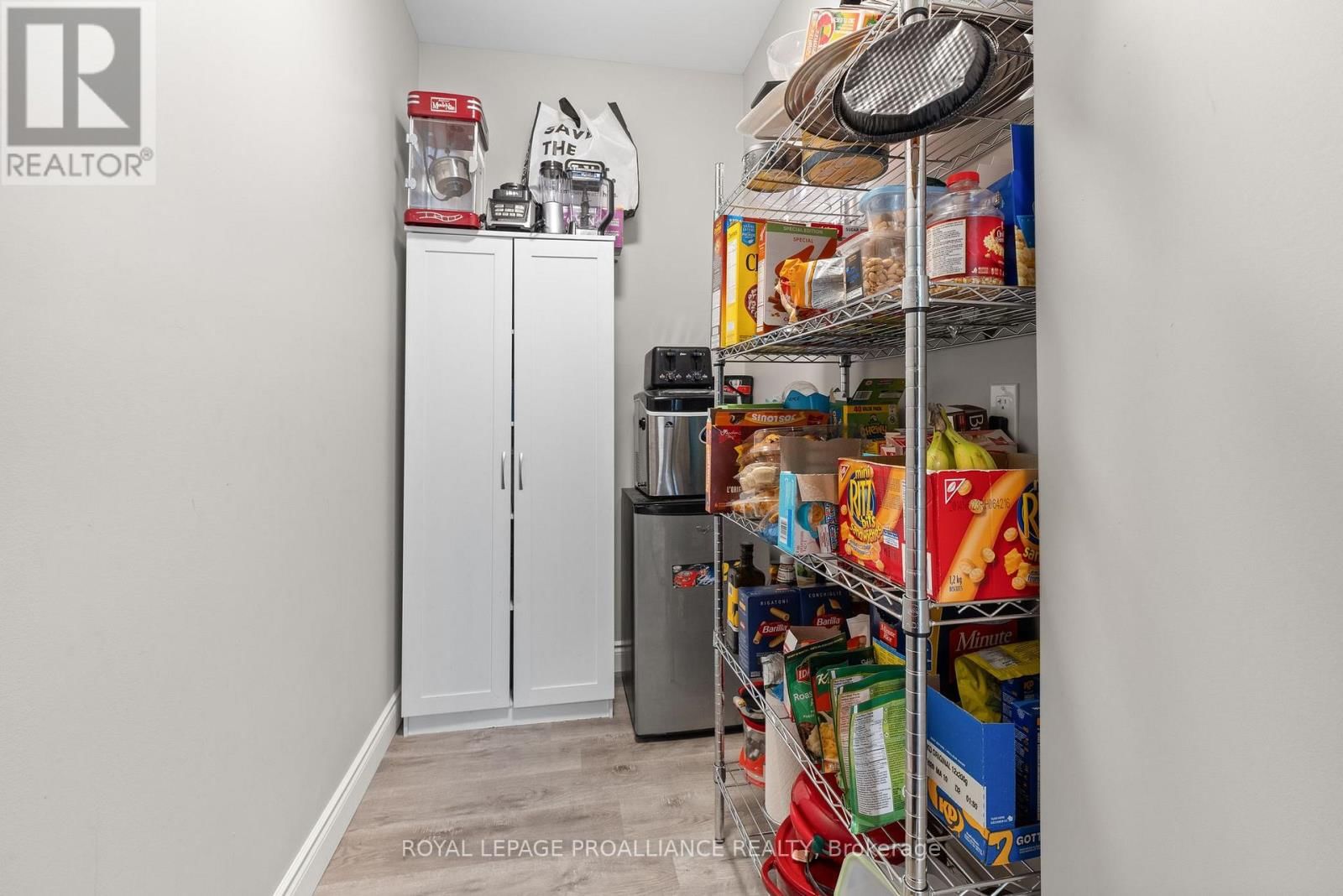 41 SINGLETON STREET Image 11