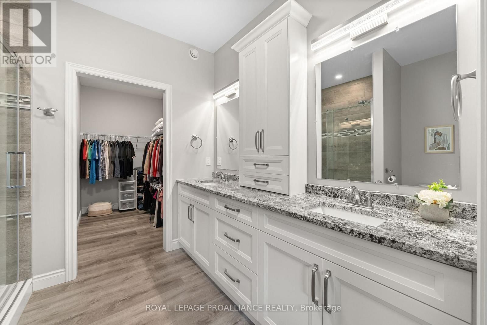 41 SINGLETON STREET Image 16