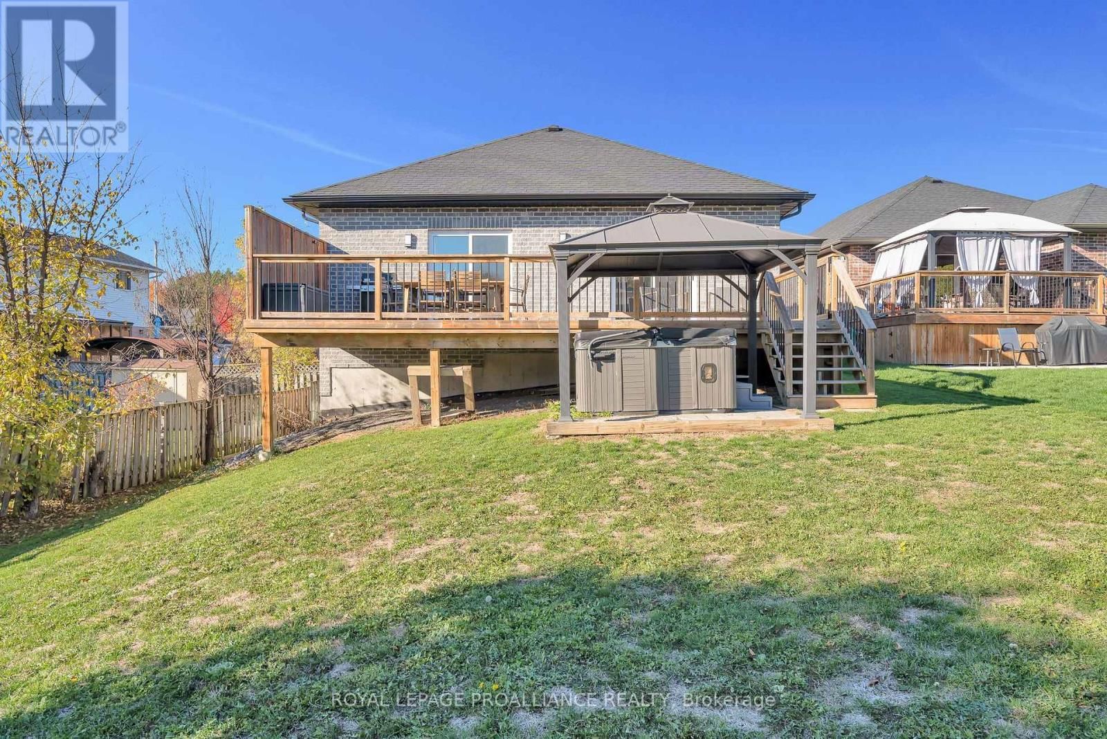 41 SINGLETON STREET Image 34