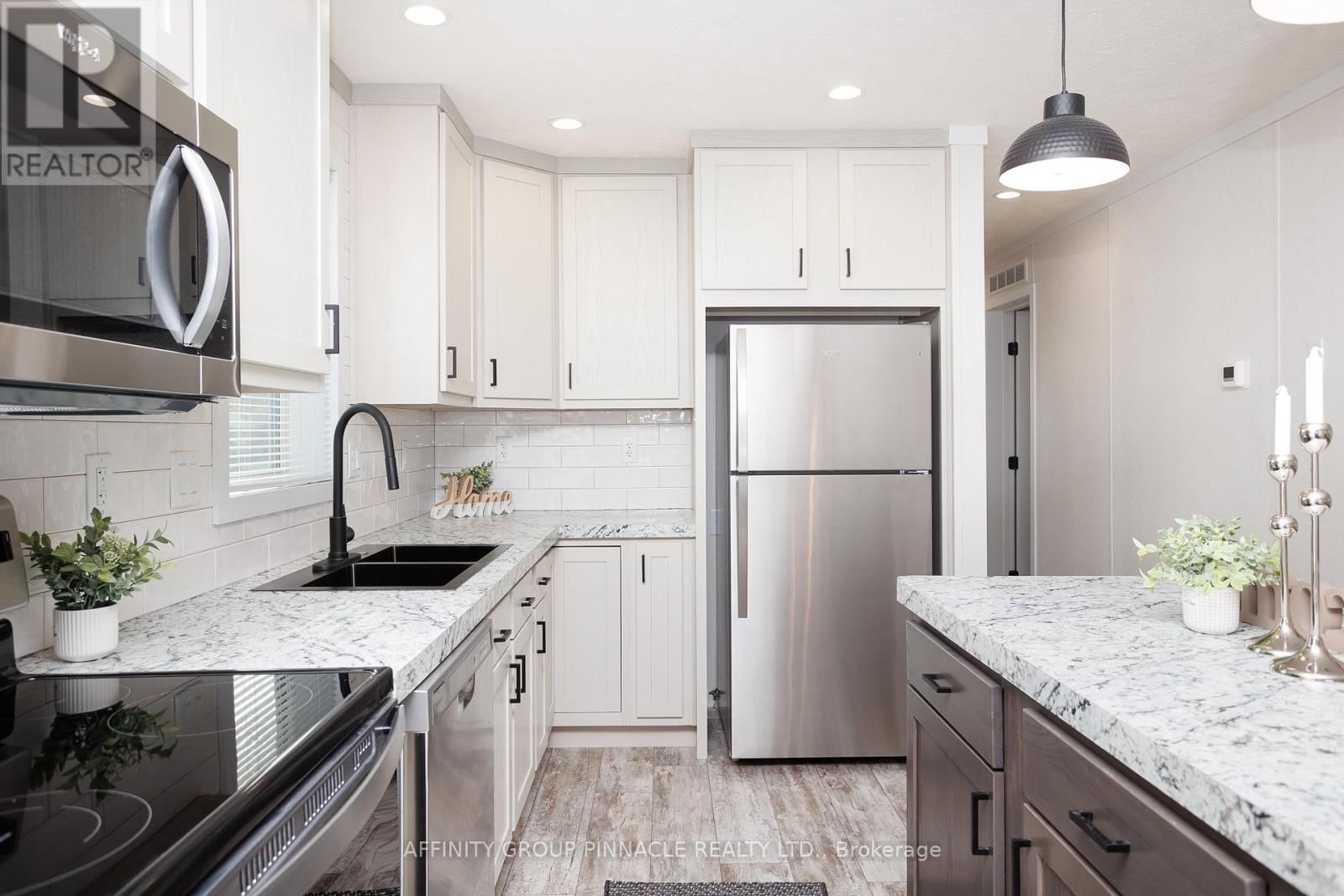 1 VISTA DRIVE Image 22