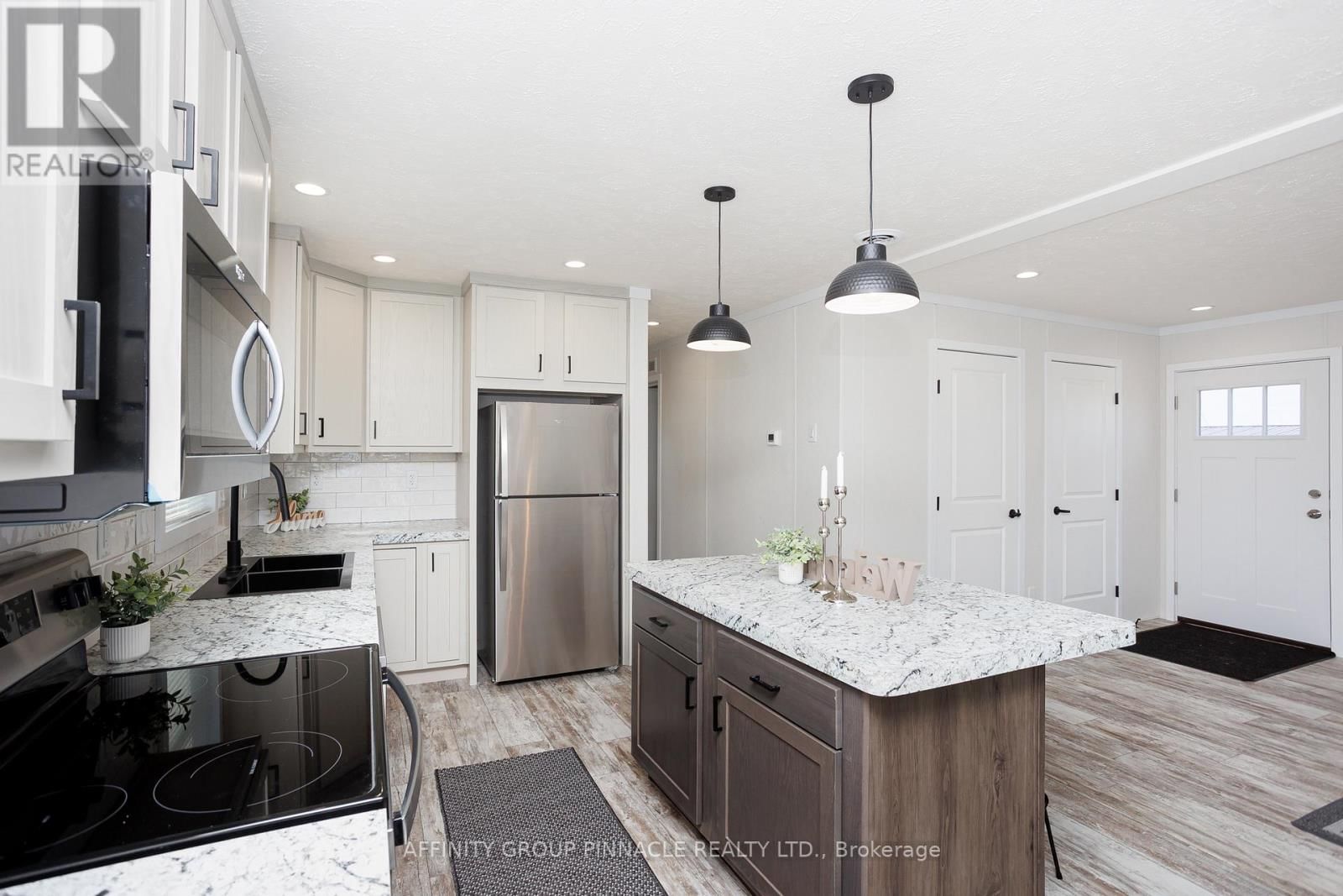 1 VISTA DRIVE Image 23