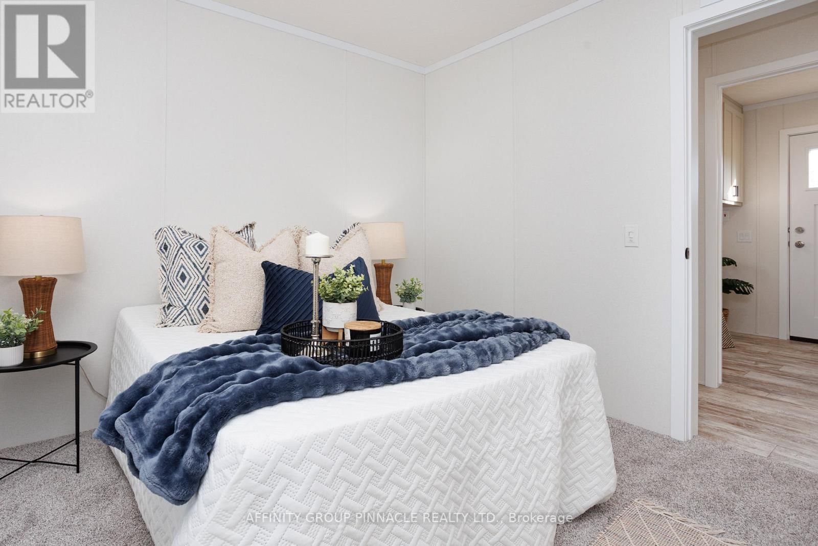 1 VISTA DRIVE Image 29