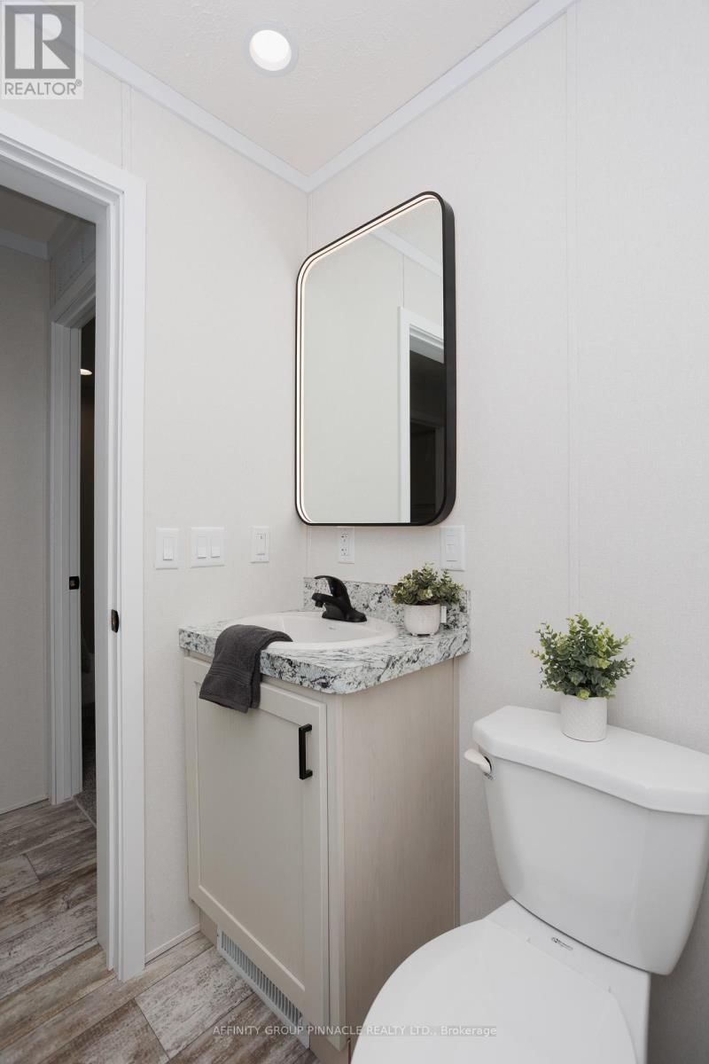 1 VISTA DRIVE Image 34