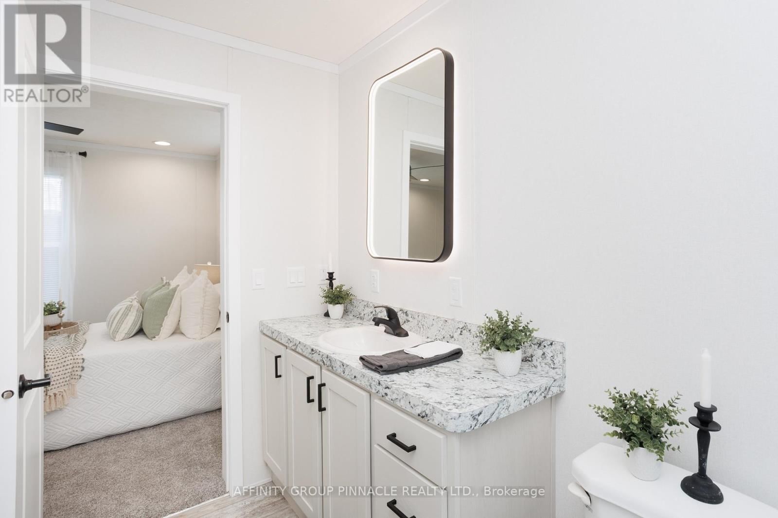 1 VISTA DRIVE Image 42