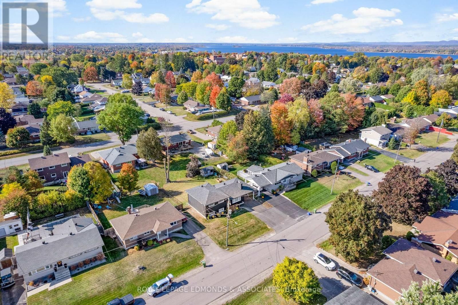 320 PATRICIA AVENUE Image 42