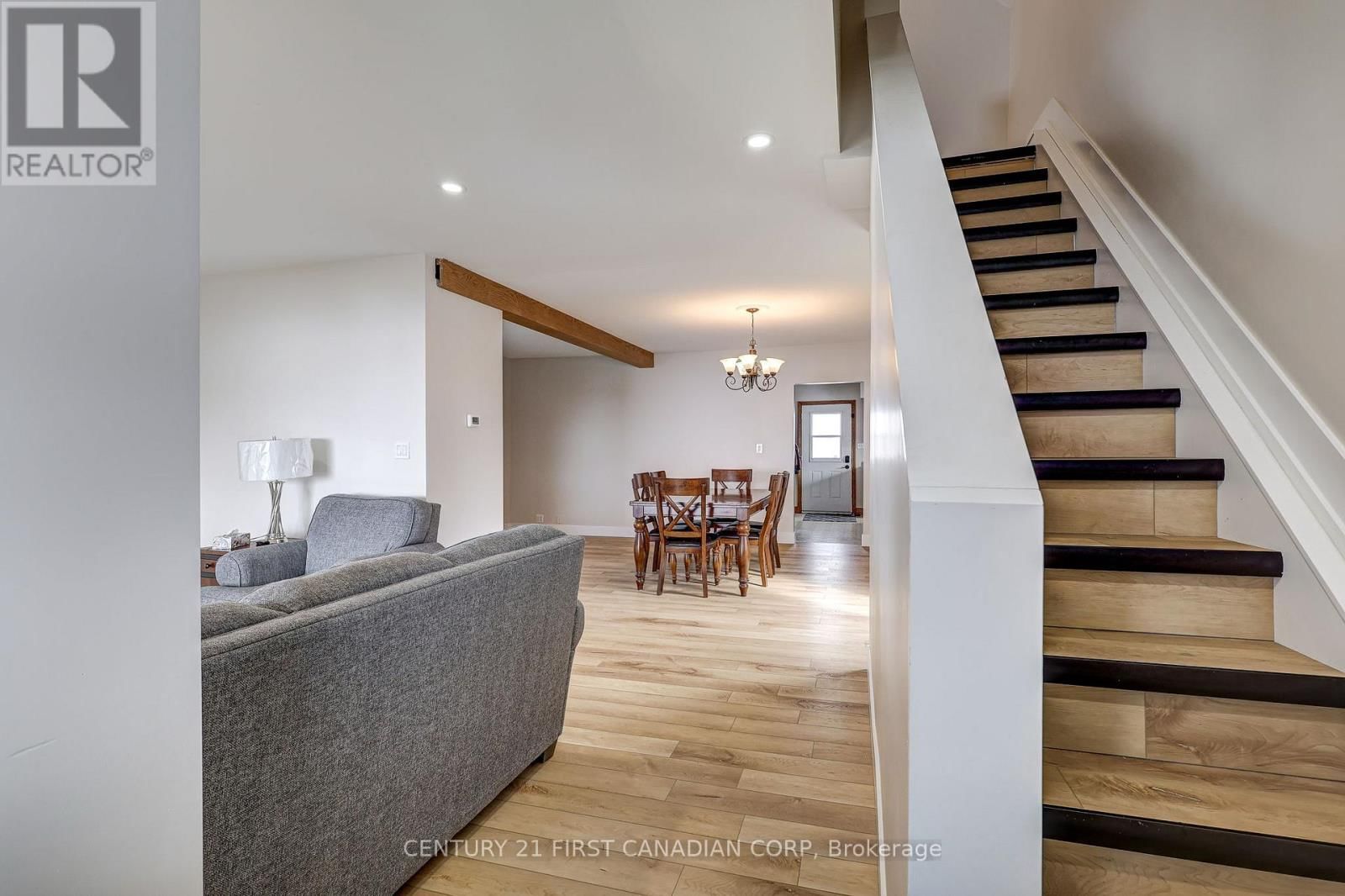 20351 DUART ROAD Image 15