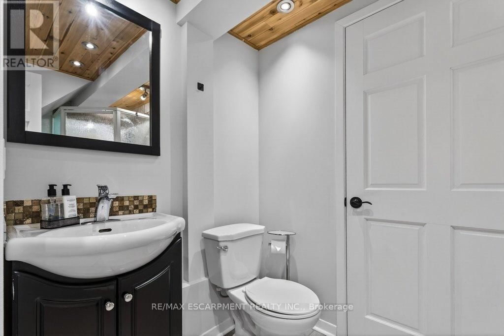 4931 CAMERON AVENUE Image 26