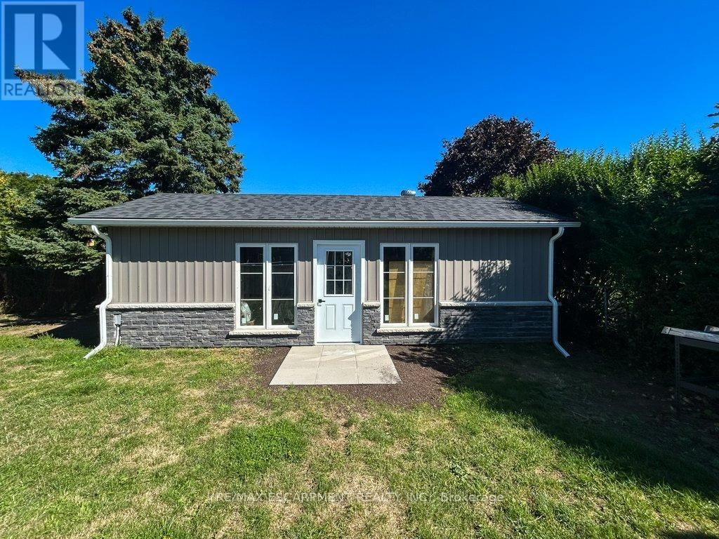 4931 CAMERON AVENUE Image 46