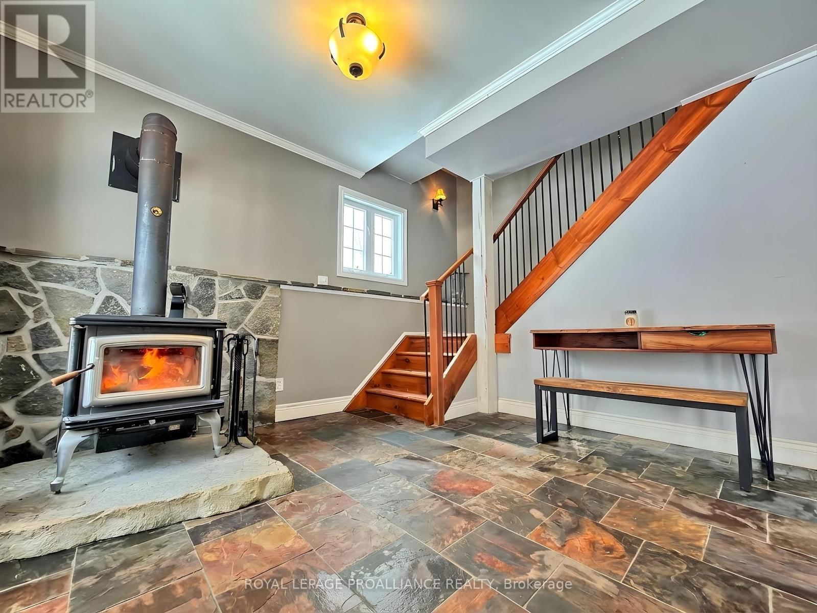 272 BELMONT 3RD LINE Image 28