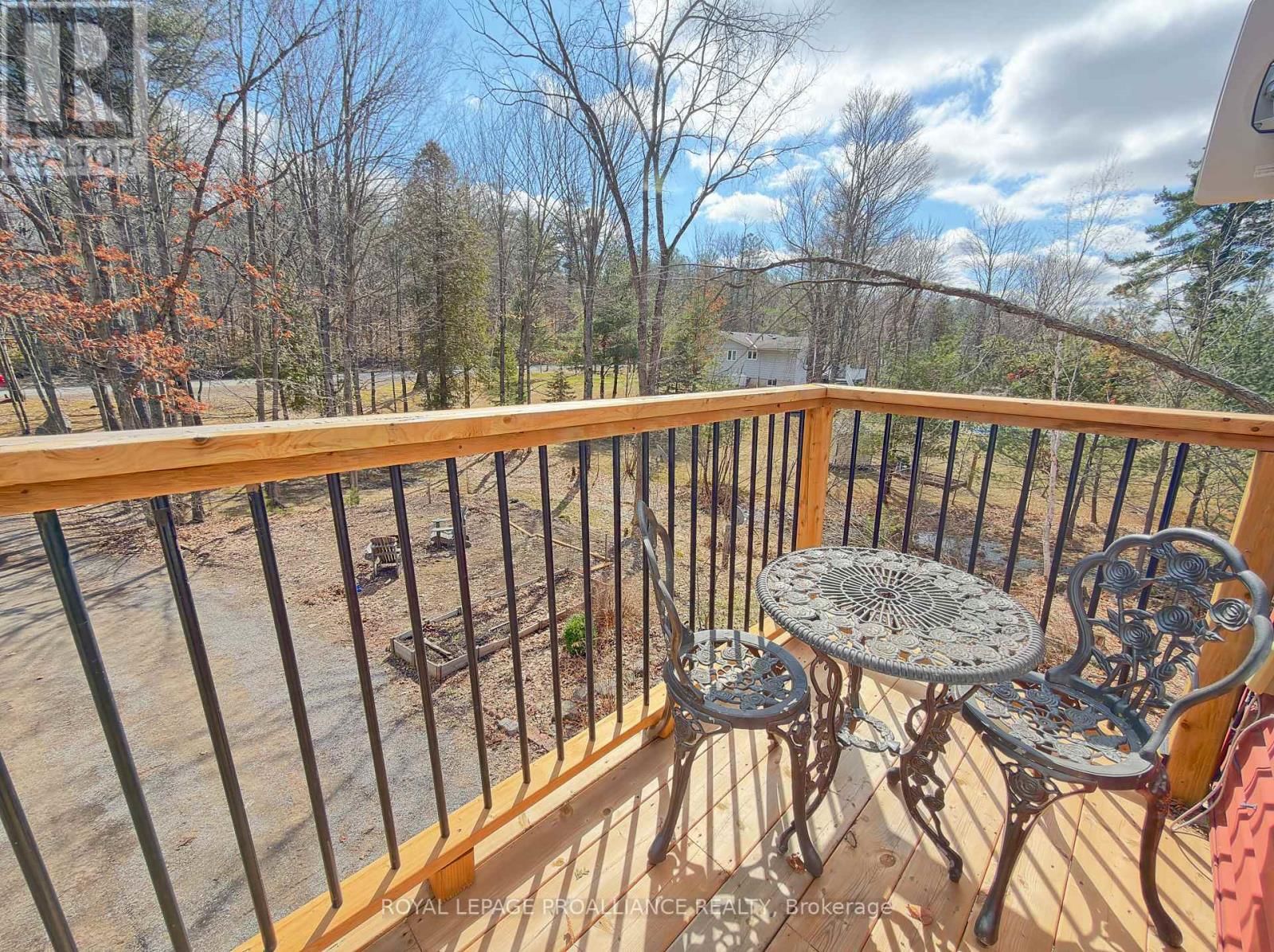 272 BELMONT 3RD LINE Image 45