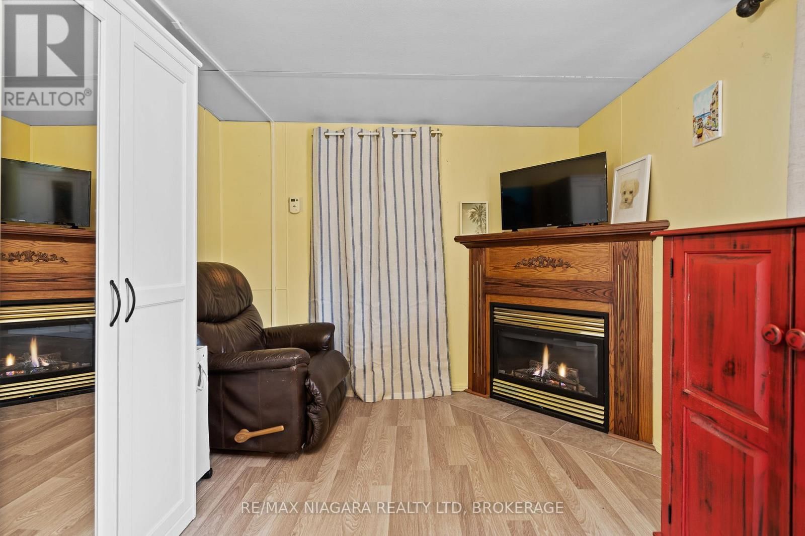 3033 TOWNLINE ROAD Image 18