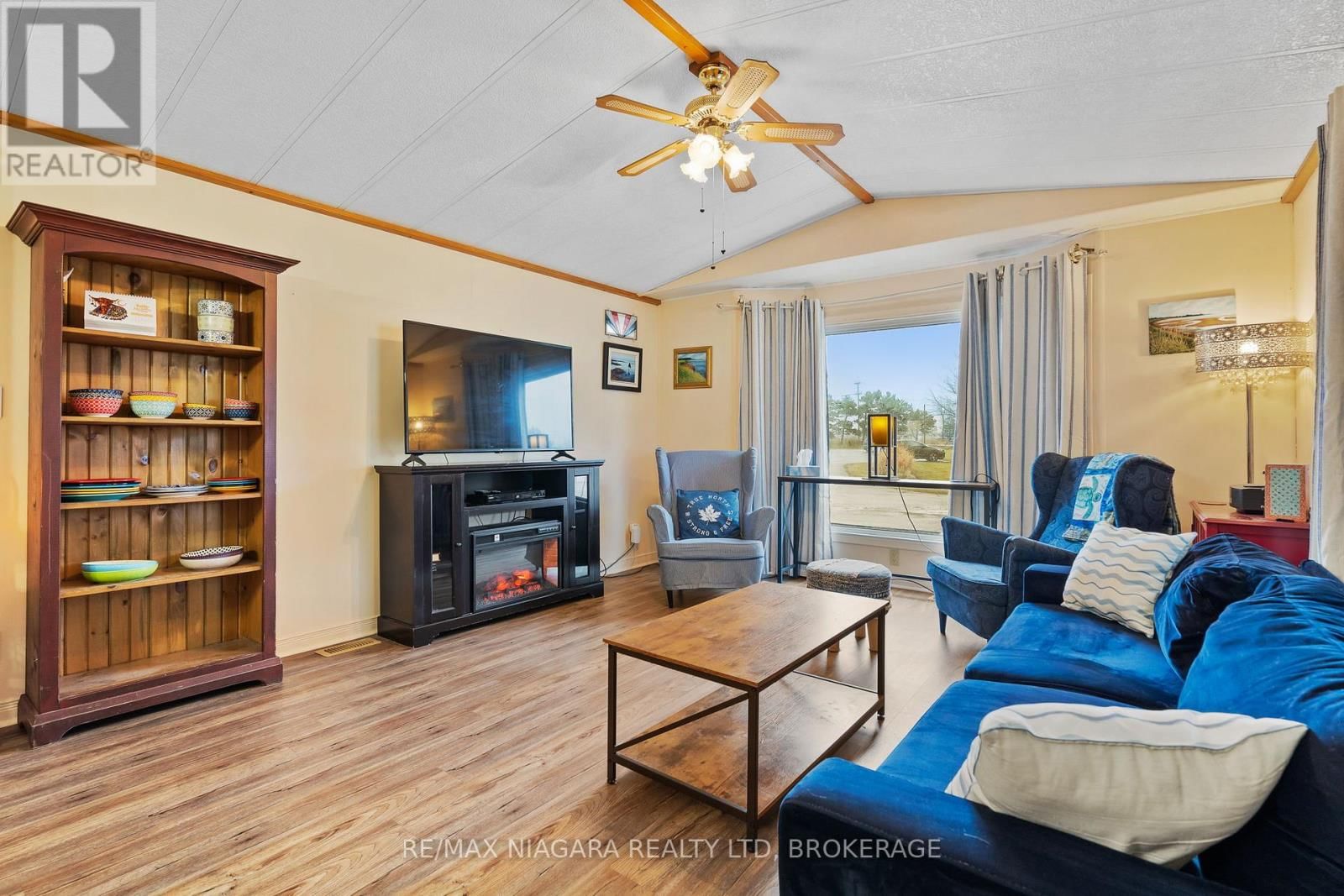 3033 TOWNLINE ROAD Image 8