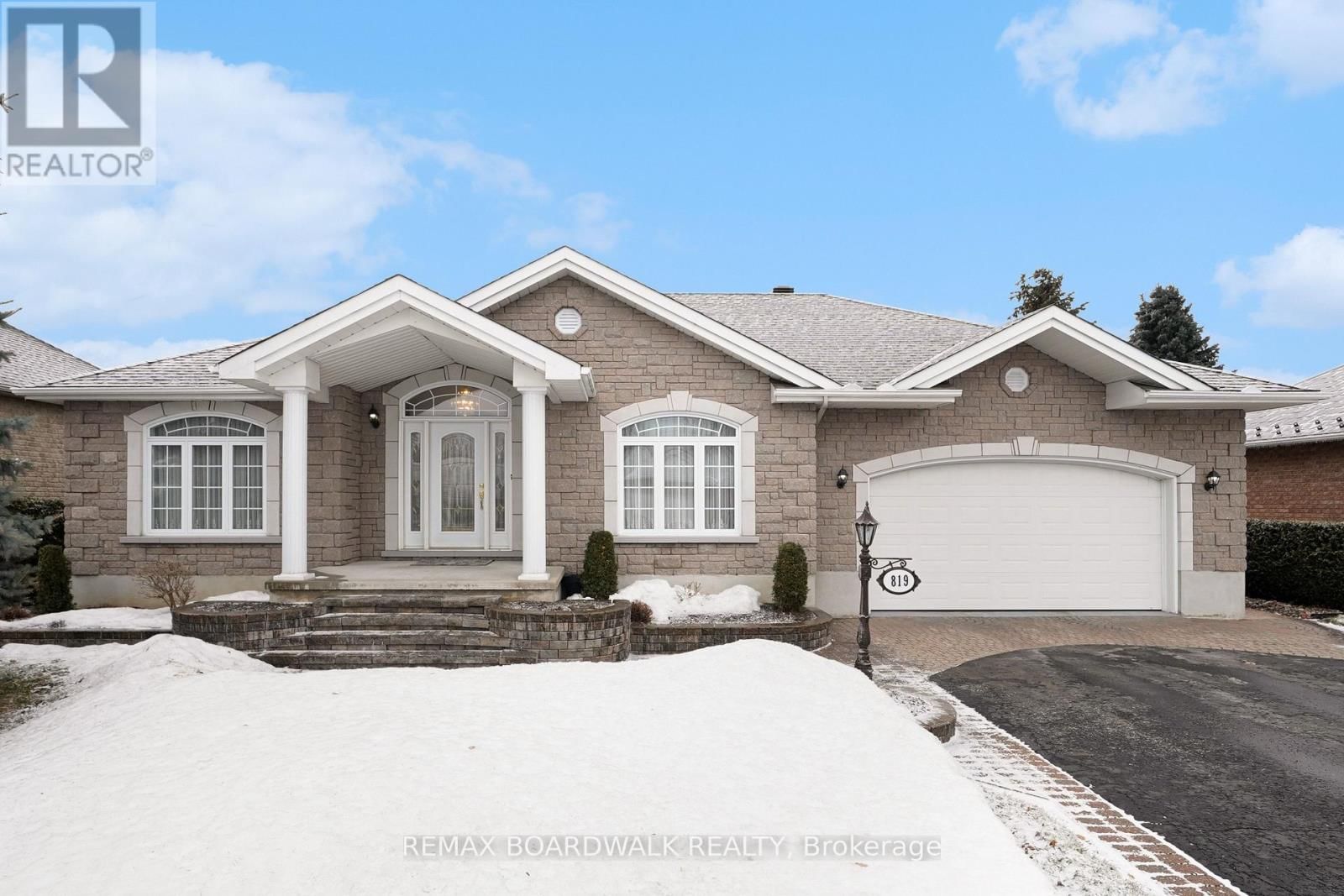 819 LAVAL STREET Image 3