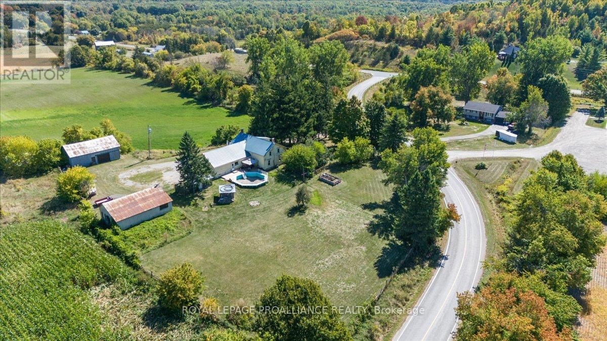 22 CARSON ROAD Image 39