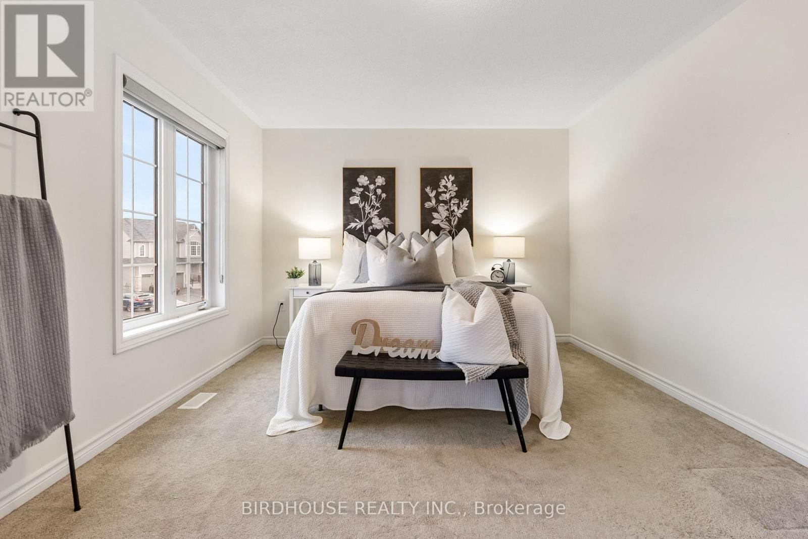 53 HANCOCK CRESCENT Image 21