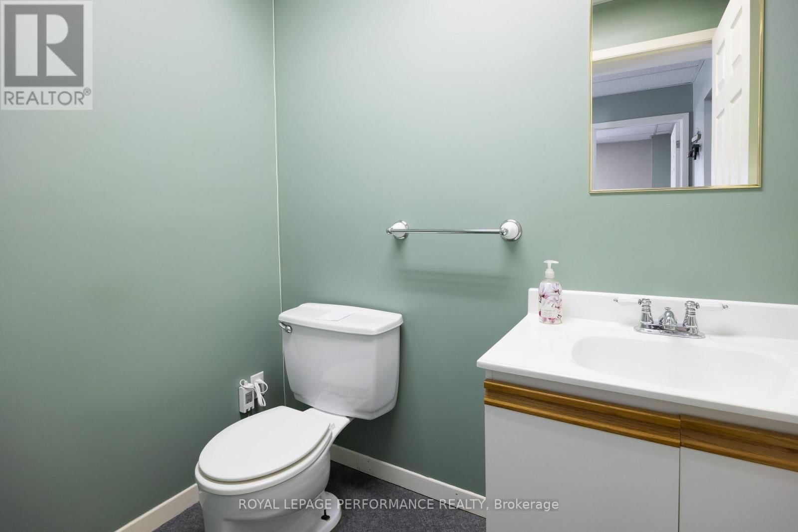 139 ALEXANDRIA MAIN STREET SOUTH Image 15