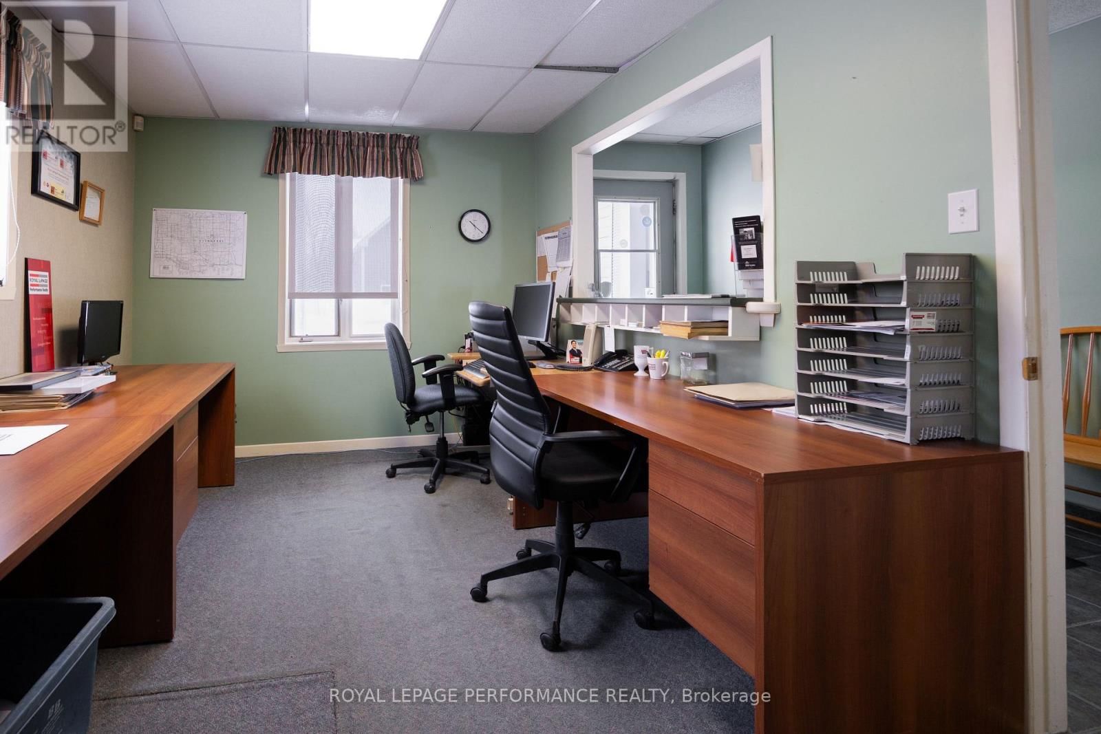 139 ALEXANDRIA MAIN STREET SOUTH Image 16