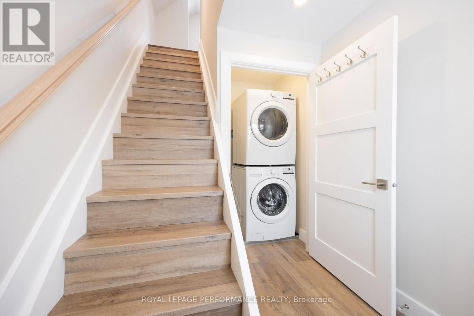 139 ALEXANDRIA MAIN STREET SOUTH Image 33