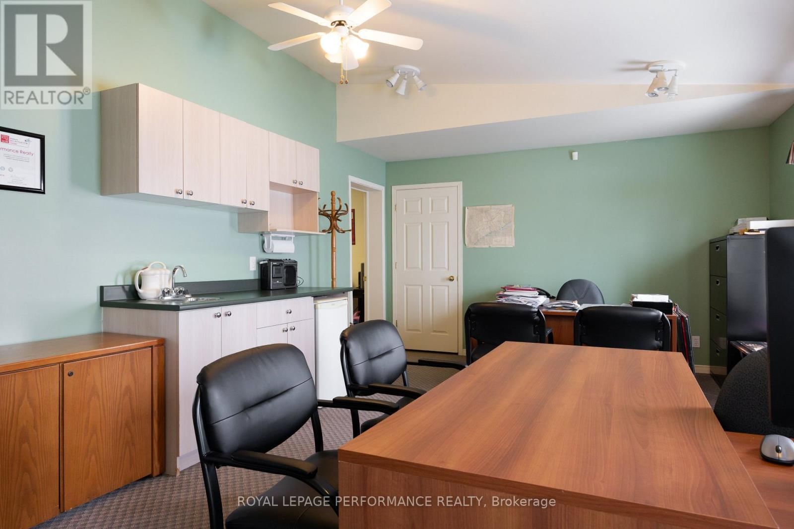 139 ALEXANDRIA MAIN STREET SOUTH Image 5