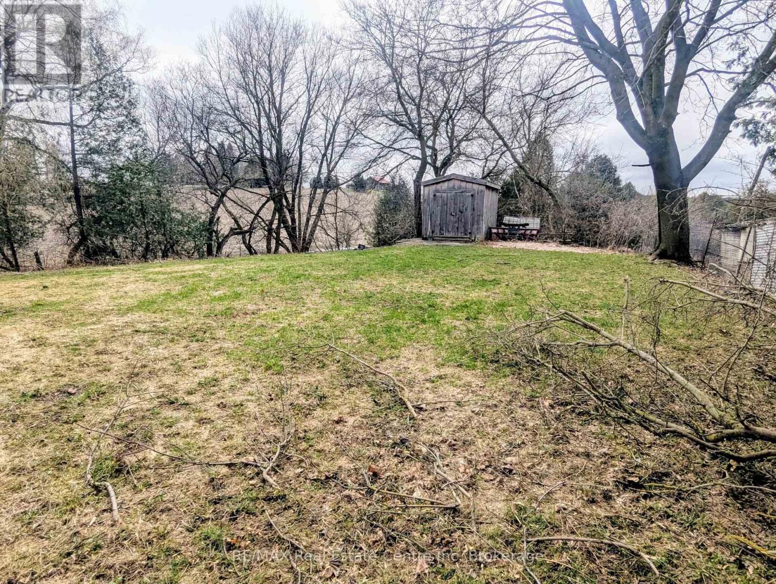 392046 GREY ROAD 109 NORTH Image 11