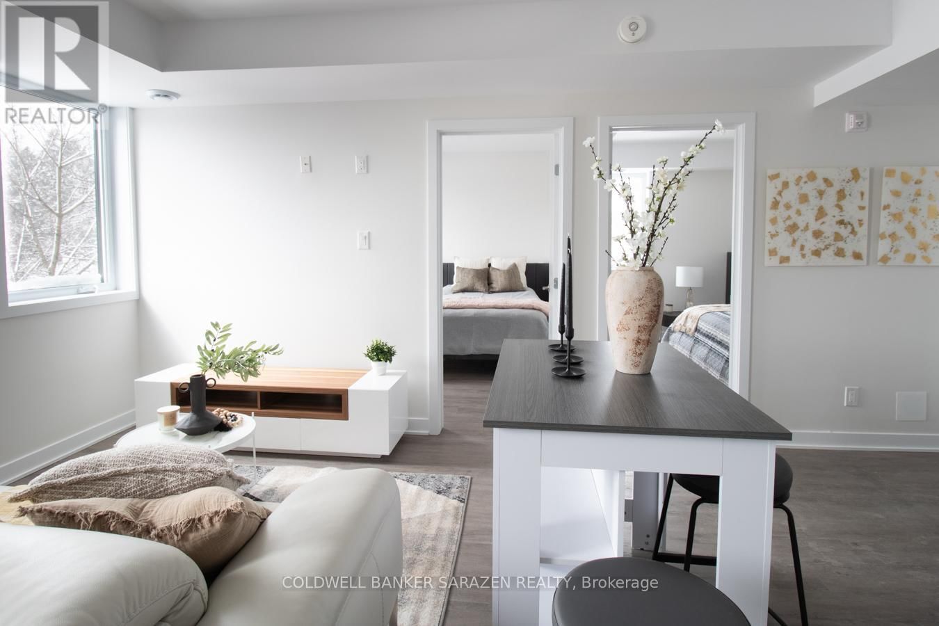 203 - 994 BRONSON AVENUE Image 21