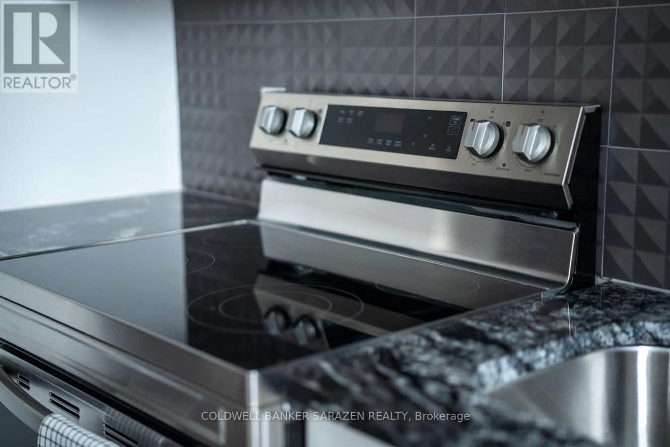 203 - 994 BRONSON AVENUE Image 25