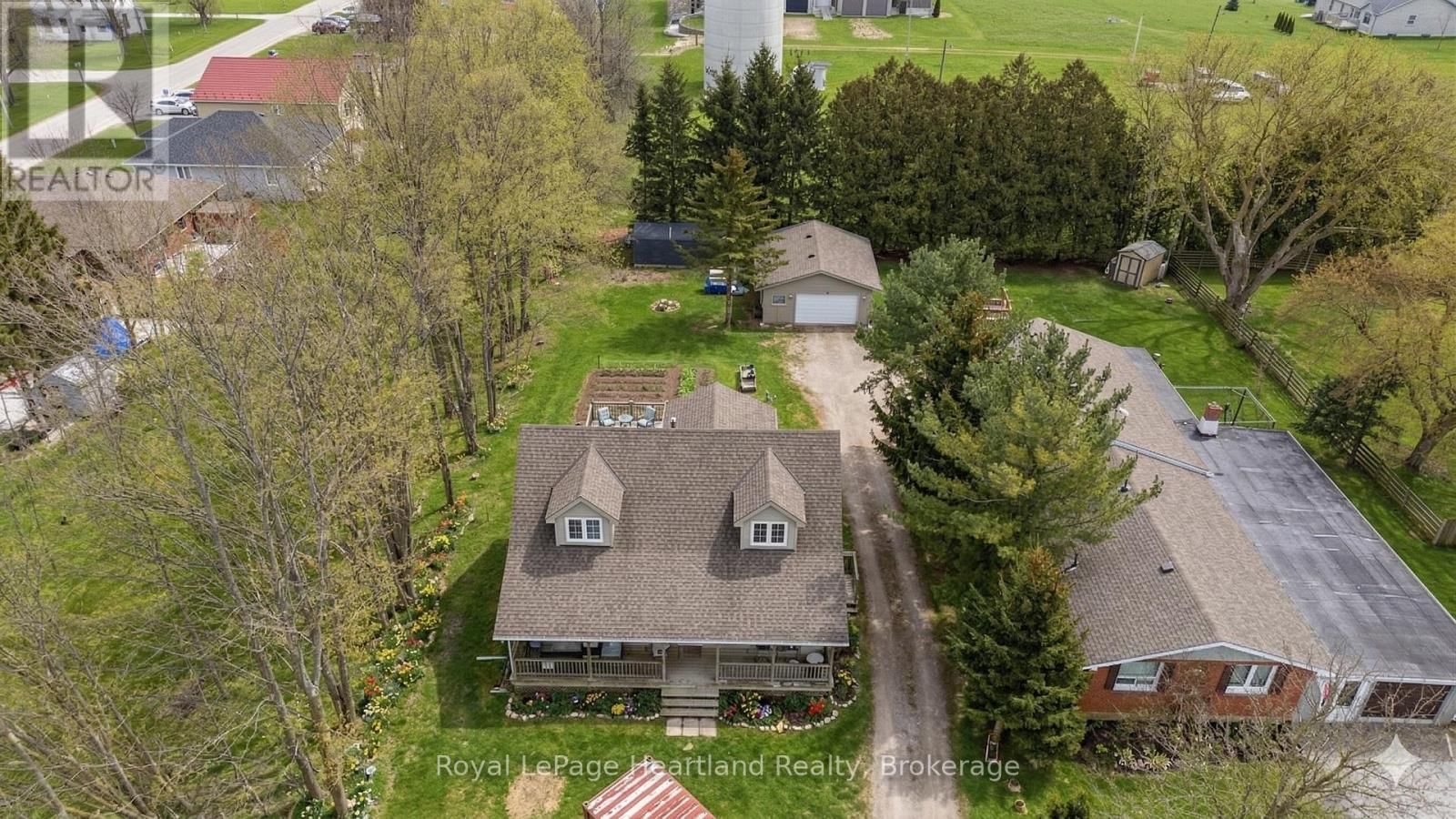 25 JOHN STREET WEST Image 1