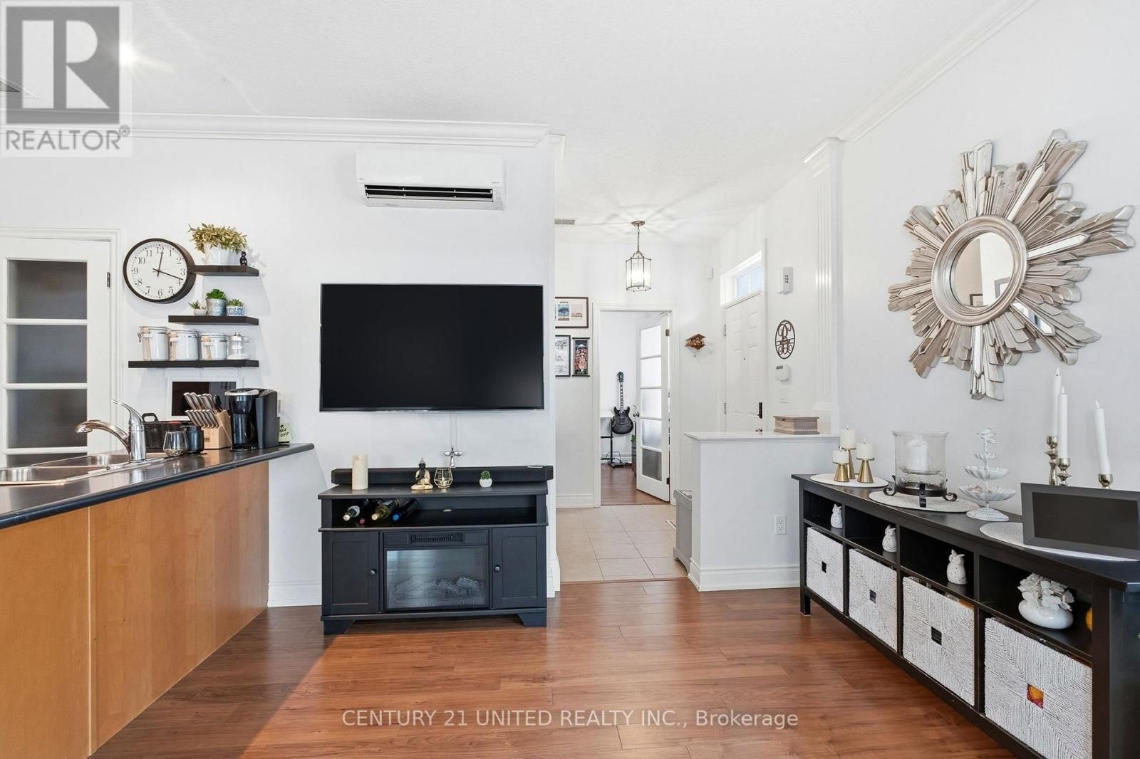 4 - 774 ONTARIO STREET Image 16