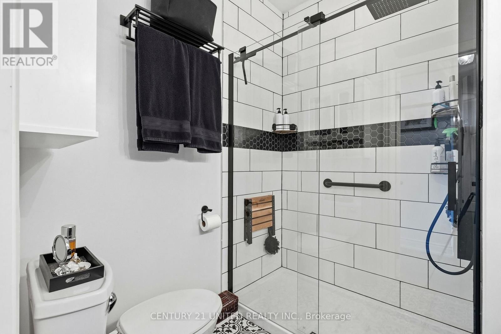 4 - 774 ONTARIO STREET Image 31