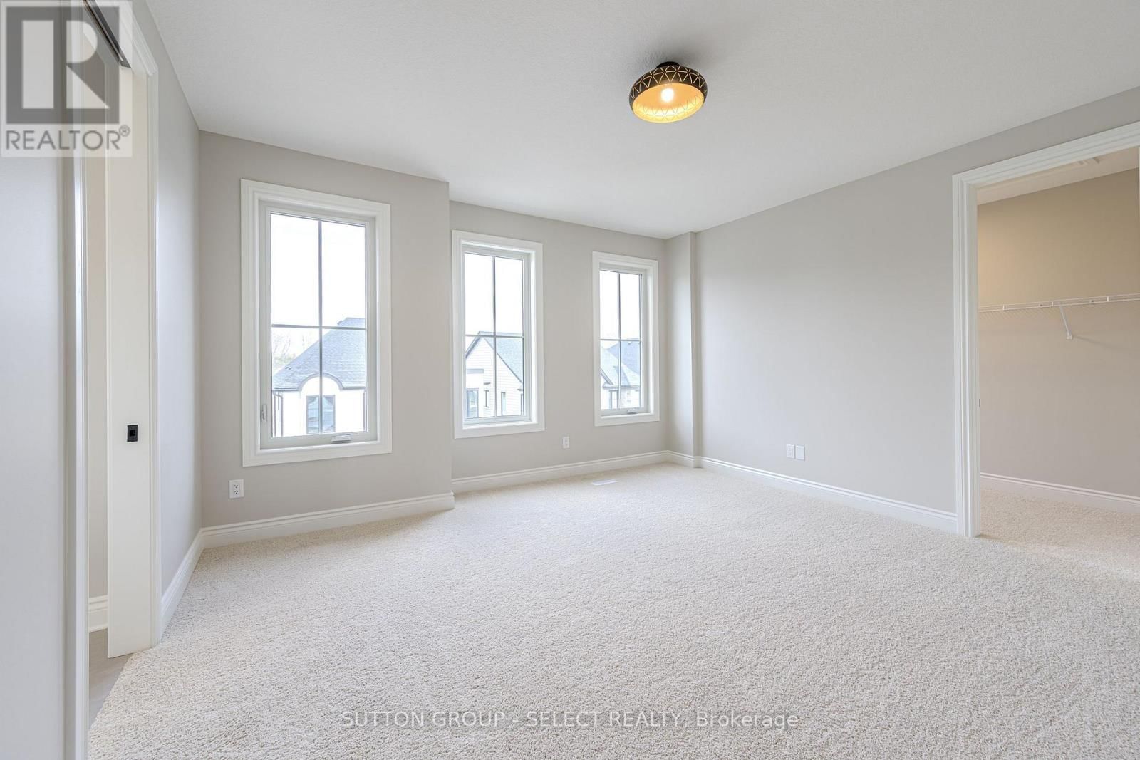 9 - 2835 SHEFFIELD PLACE Image 23