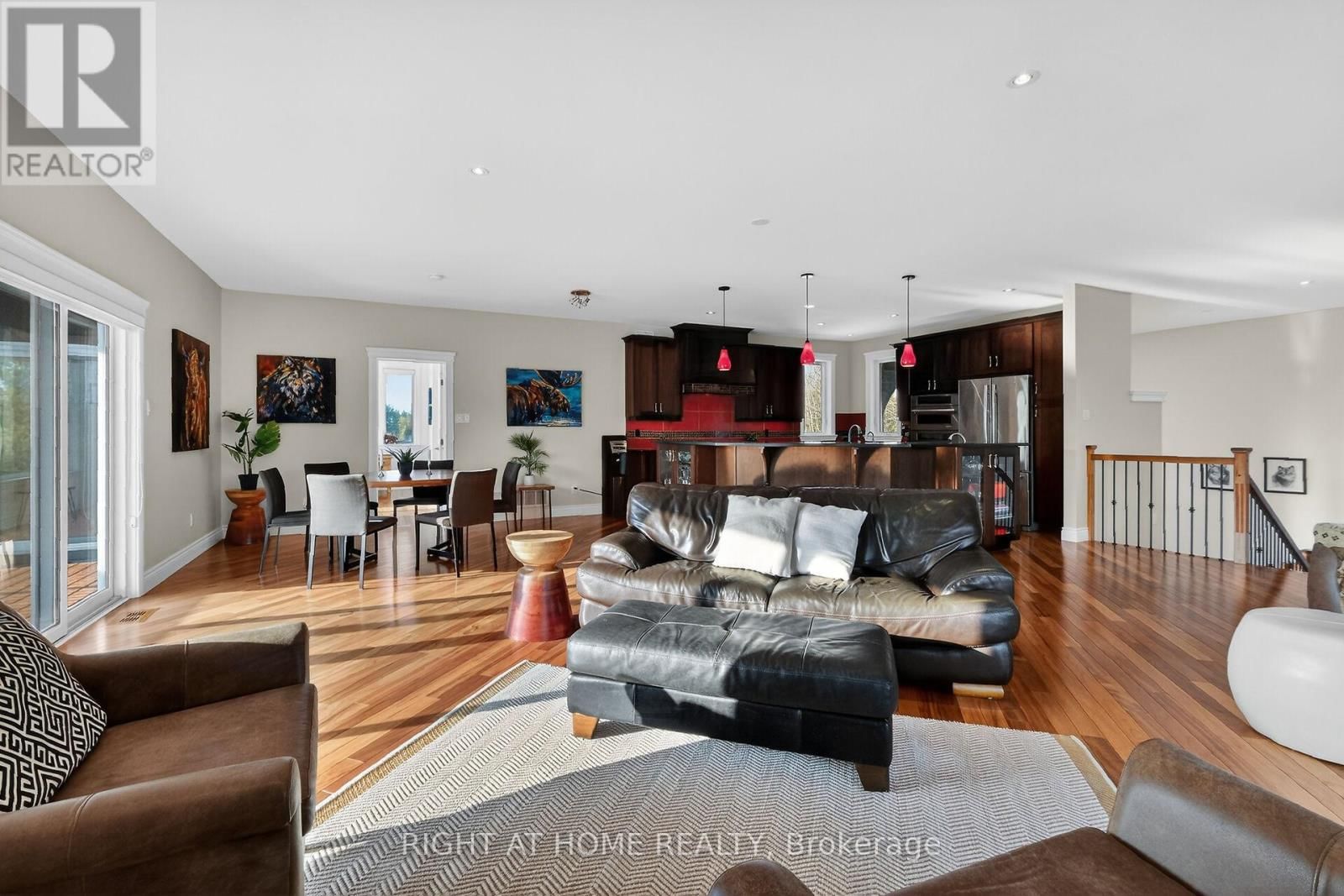 1641 BEARHILL ROAD Image 12