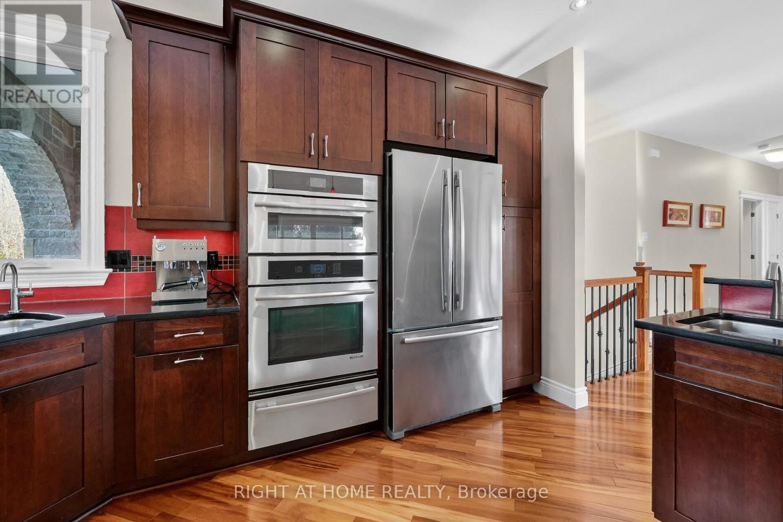 1641 BEARHILL ROAD Image 21