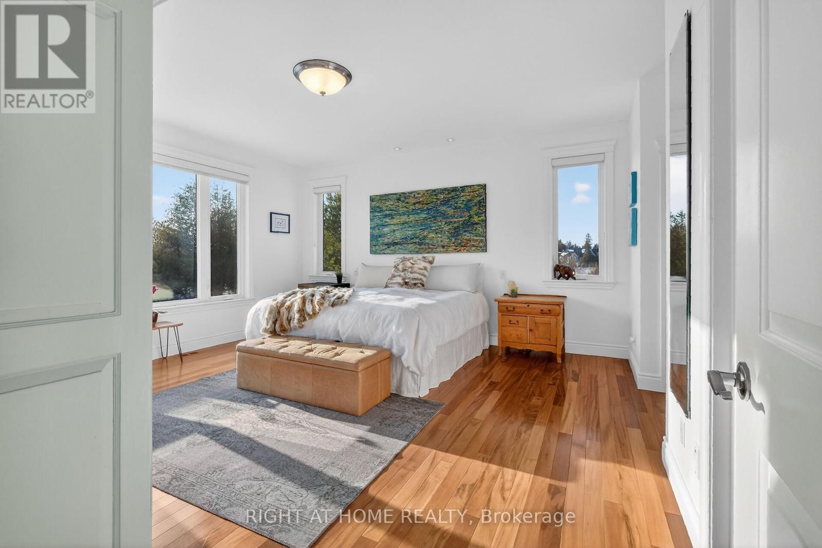 1641 BEARHILL ROAD Image 24