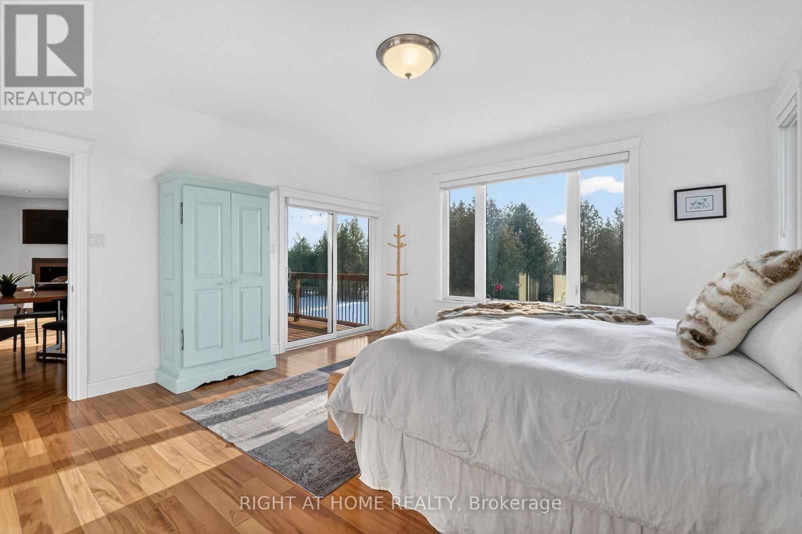 1641 BEARHILL ROAD Image 25