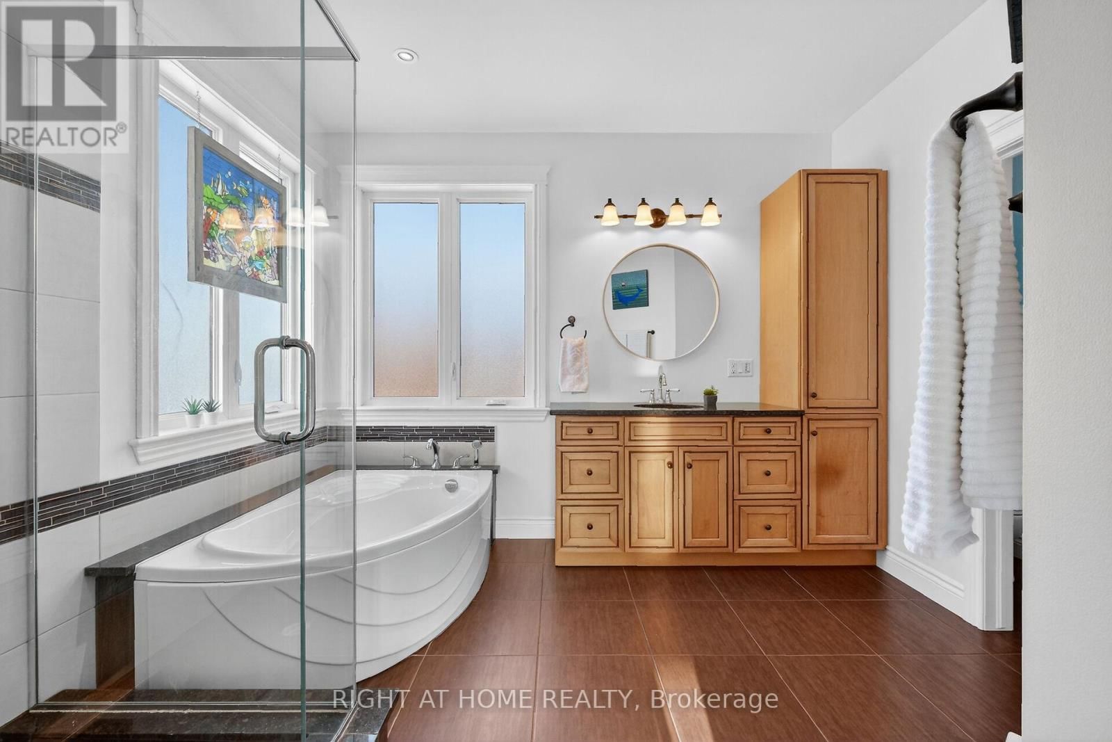 1641 BEARHILL ROAD Image 27